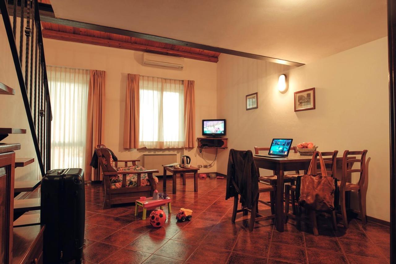 Casanova - Family Apartments Residence San Quirico dʼOrcia Exteriér fotografie